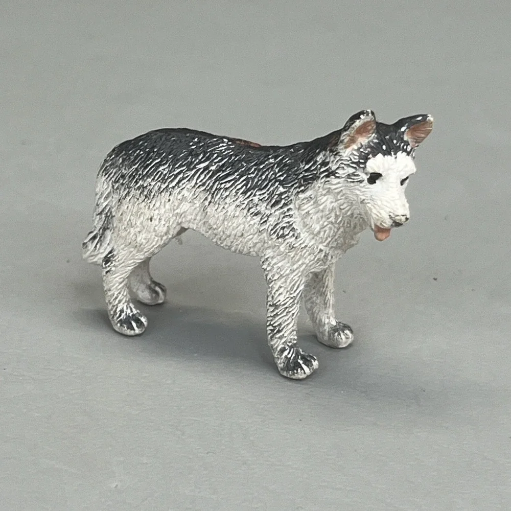 Safari Ltd Husky Puppy Dog Pet Animal Figurine 2